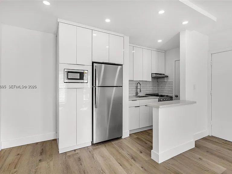 5991 SW 76th St #C2 — Photo 2