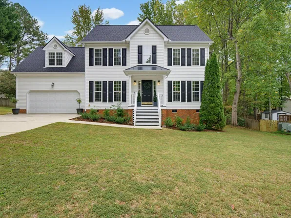 612 Torry Hill Ct, Wake Forest, NC 27587