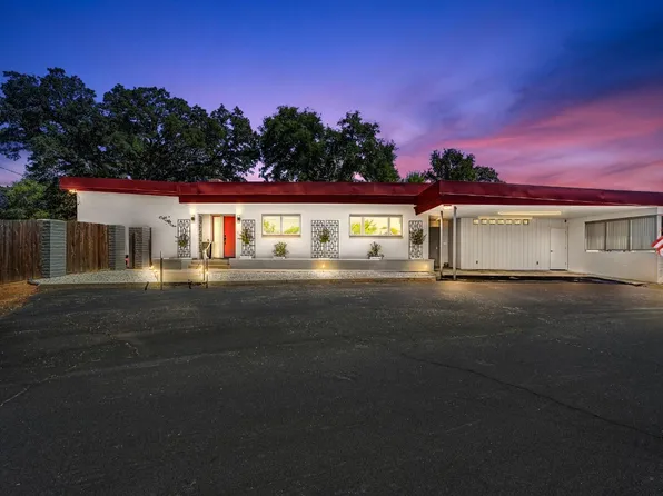 855 Gold Cliff Rd, Angels Camp, CA 95222