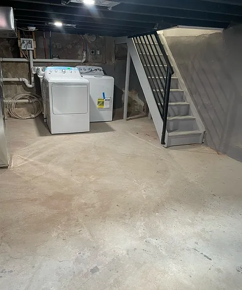 165 W Palmer St — Photo 18