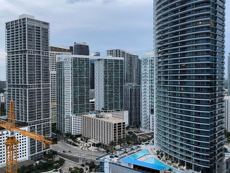 2nd image of 300 S Biscayne Blvd #T-2901