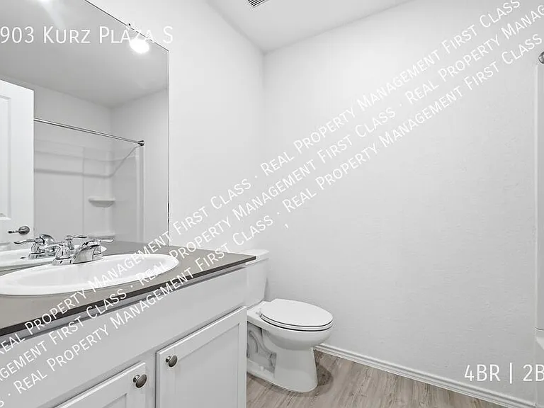 3903 Kurz Plz — Photo 24