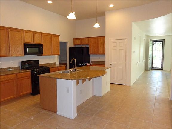 4th image of 3916 Bracebridge Falls Ave #0
