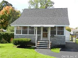 2nd image of 105 Northwood Dr