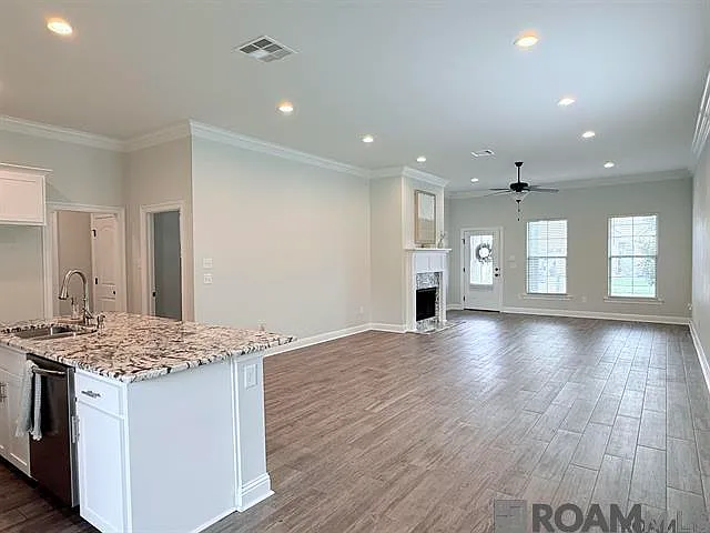 654 Beaumont Dr — Photo 6