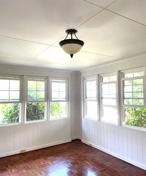 2/F Living room