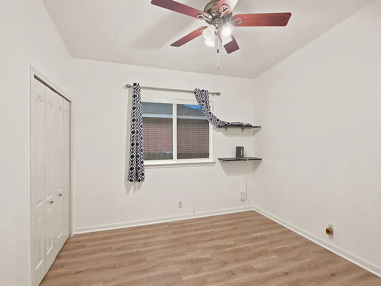 13623 Summer Glen Dr — Photo 13