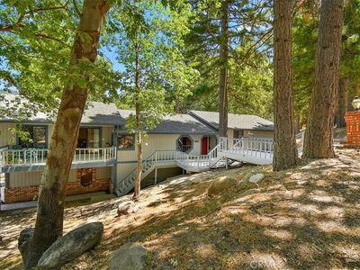 30214 Sky Line Dr, Running Springs, CA, 92382