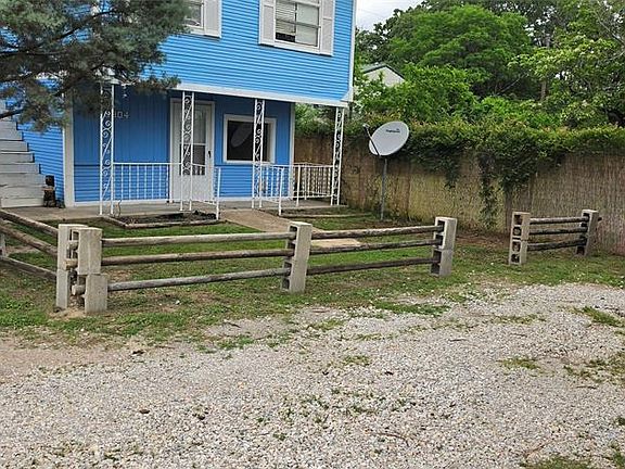 2nd image of 9904 Country Rd #3622