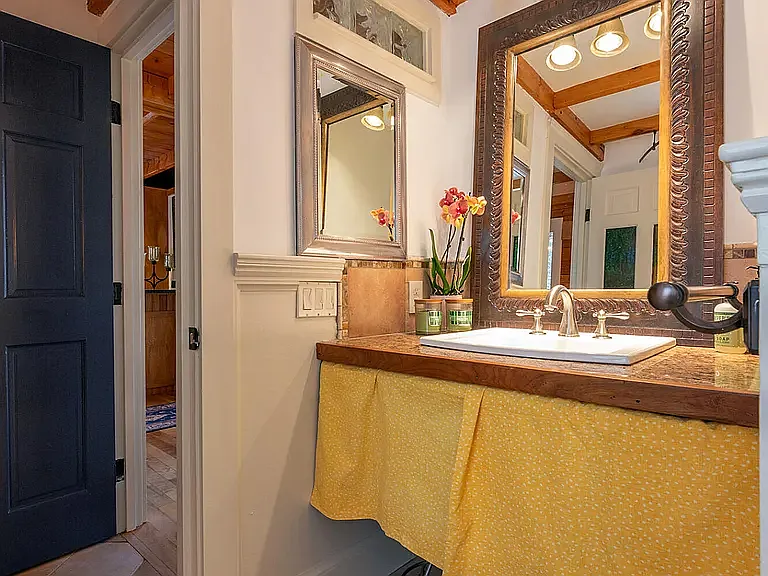 1st floor bathroom sink