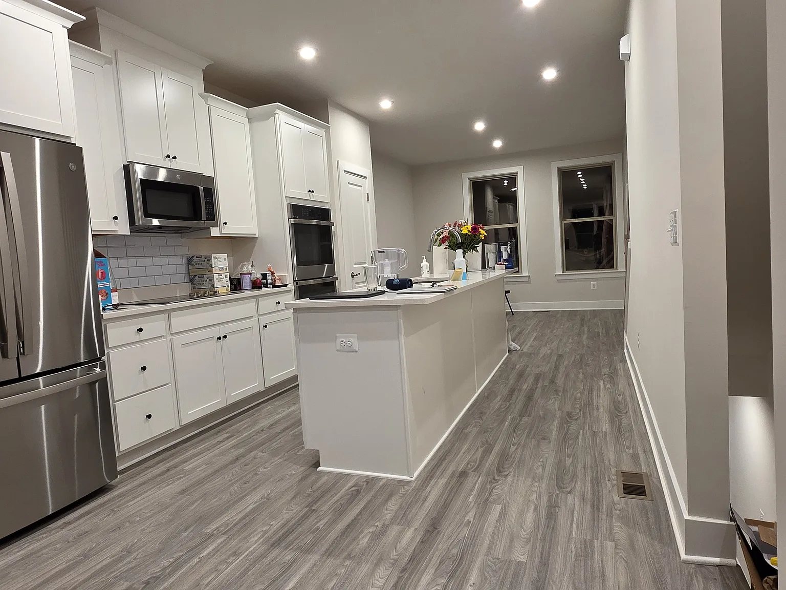 11219 Einstein St — Photo 2
