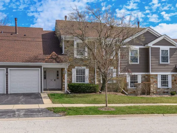 33 Trails Dr Unit W2, Schaumburg, IL 60194