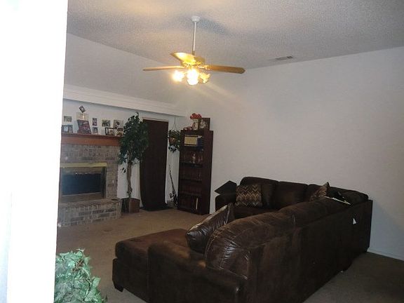 5th image of 3131 Greenfield Ct