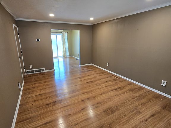 2nd image of 8709 Sycamore Ave