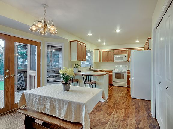 5th image of 7032 189th Street Ct E