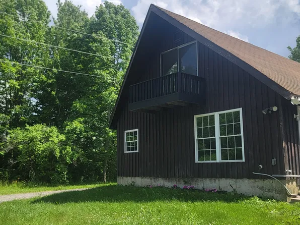 3955 Union St, Levant, ME
