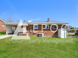 2305 Rogers St, Burlington, NC 27217