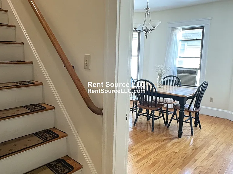 33 Stoughton St — Photo 16