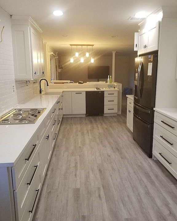 2nd image of 4616 Gilhams Rd NE