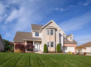 8083 Surbey Ave NW, North Canton, OH 44720