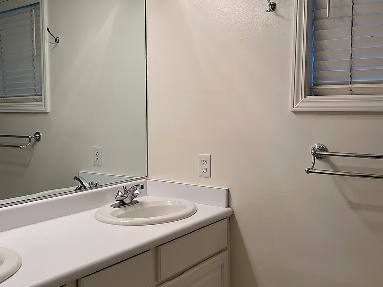757 N Point St #1 — Photo 20