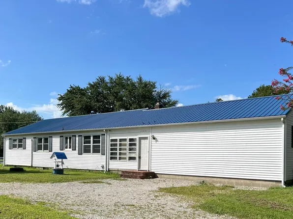 3028 Sharon Hill Rd, Dover, DE 19904