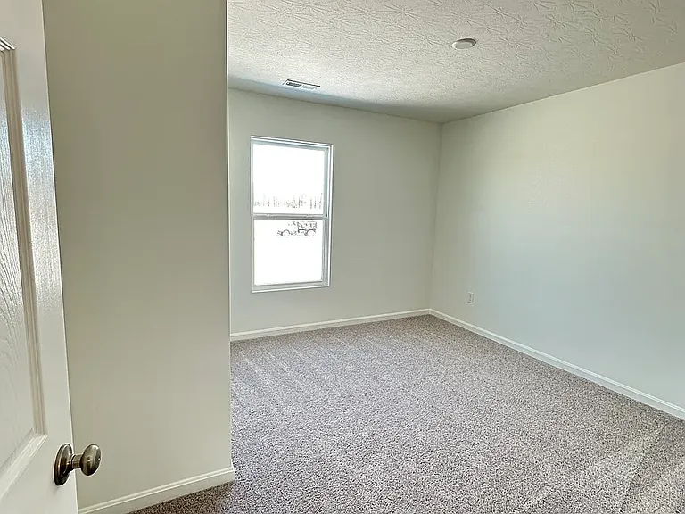 2075 Barleybrook St — Photo 11