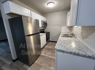 1242 E Cherry St #203, Springfield, MO 65802