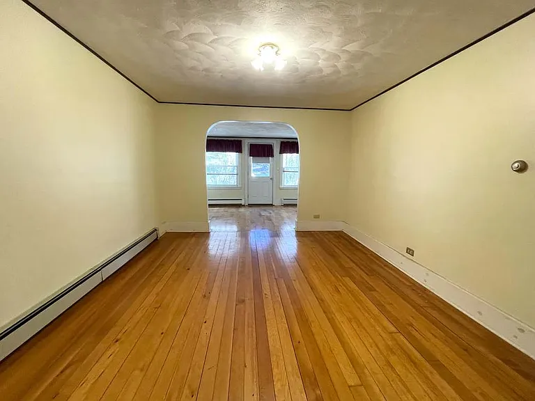 732 Highland Ave — Photo 8