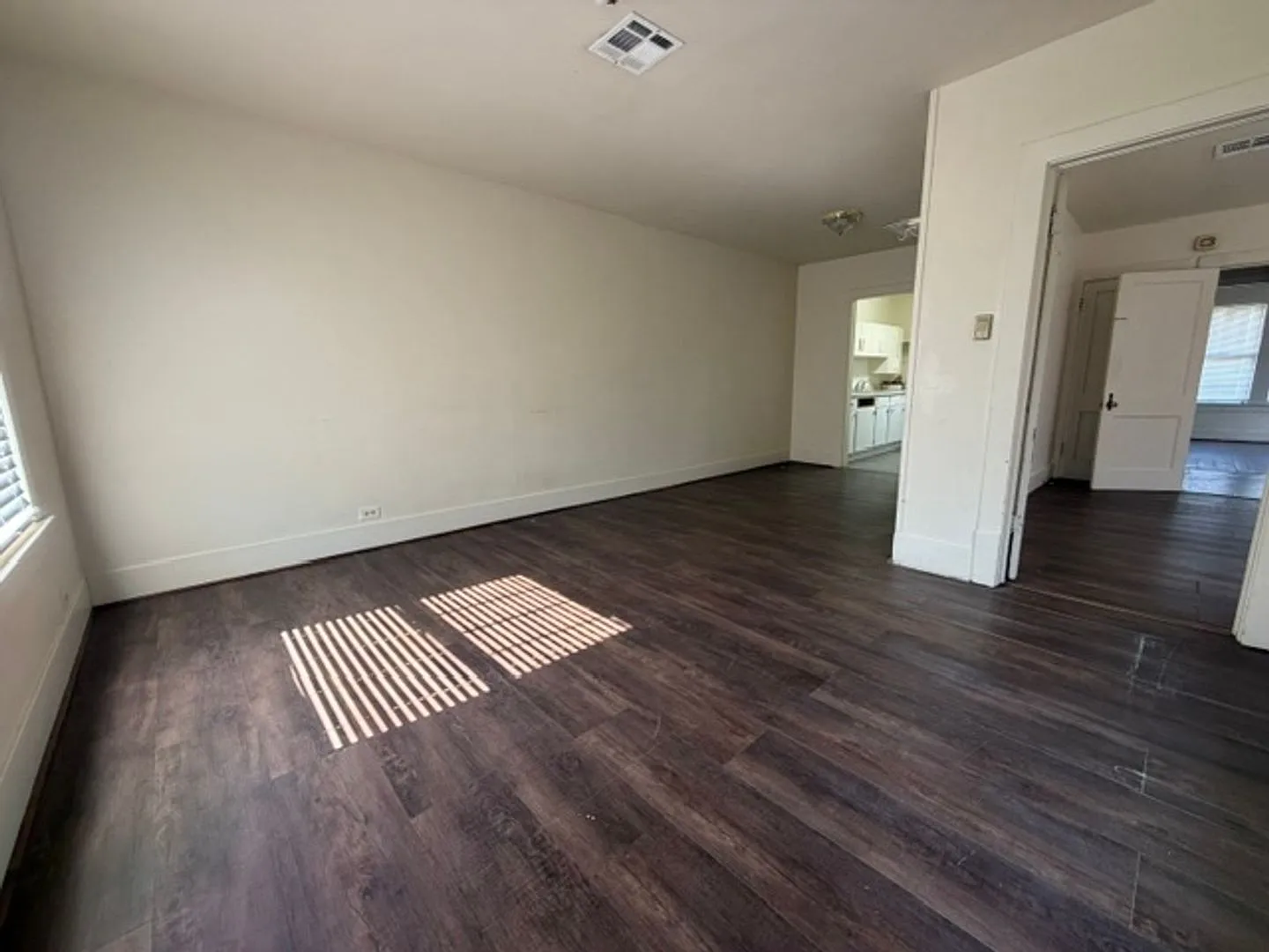 2B/1B Duplex Available in Lake Charles — Photo 2