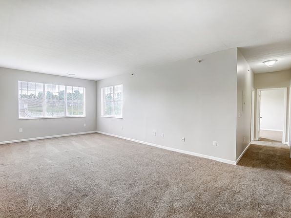 Delaware Crossing Apartments | 1800 Brentwood Ln, Independence, KY