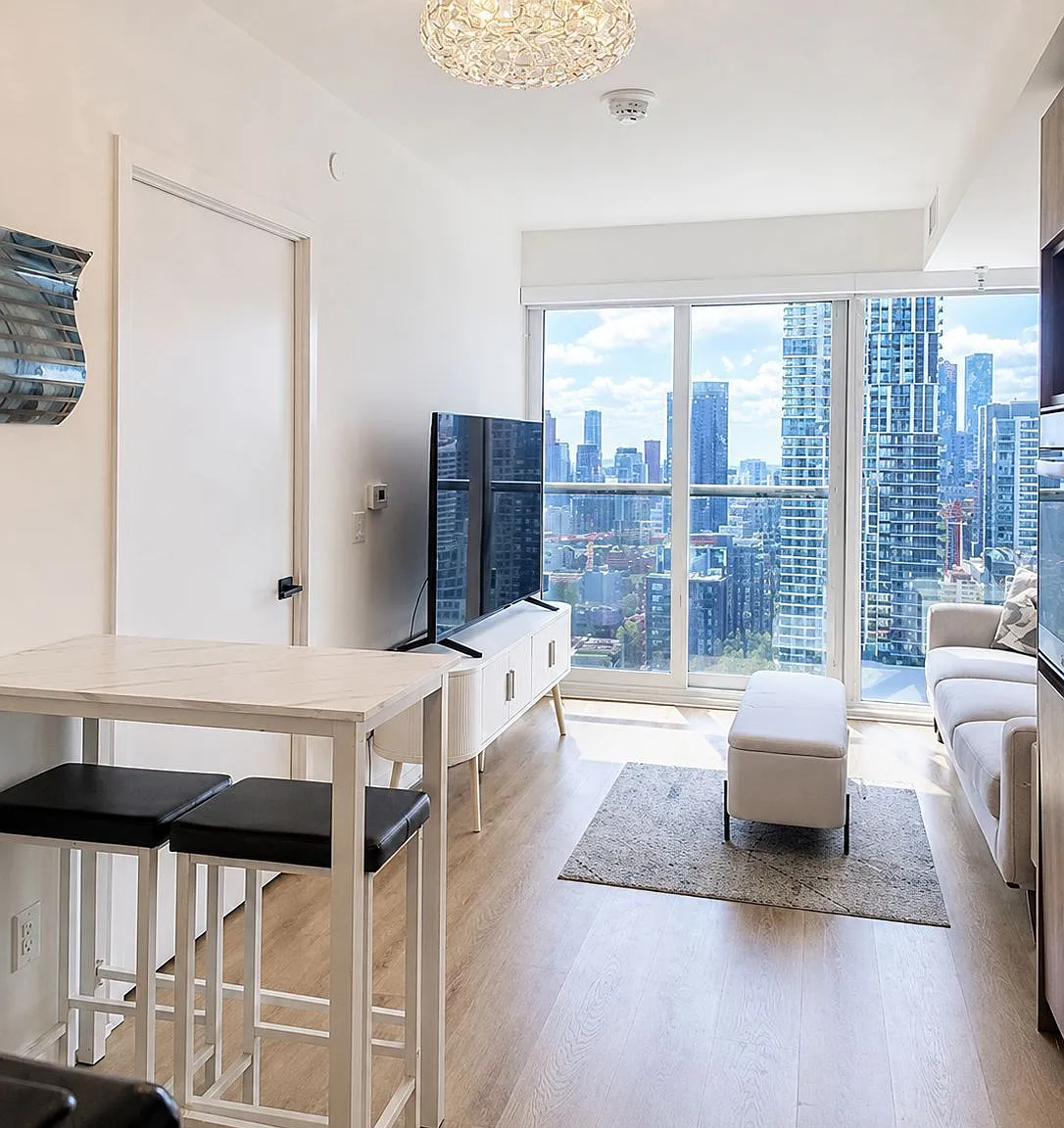 Prime Condos — Photo 1