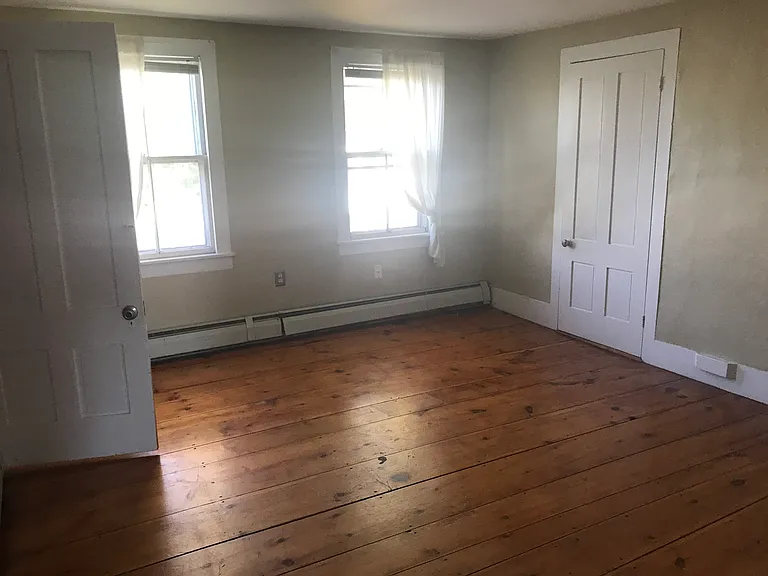 48 Thomaston St #B — Photo 5