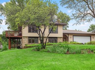 1207 E 97th St, Bloomington, MN 55425