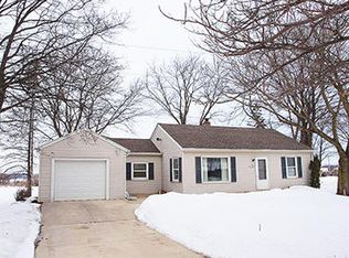 N57W13844 Thurston Ave, Menomonee Falls, WI 53051