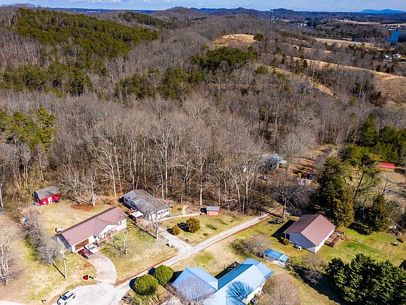3rd image of Lovin Farm Ct
