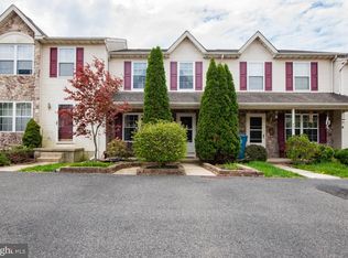971 Dogwood Ln, Collegeville, PA 19426