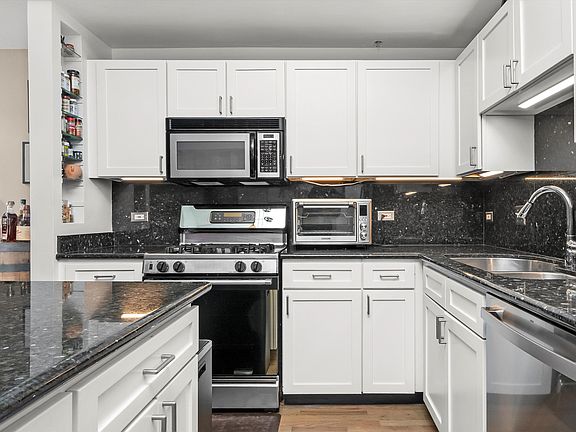 5th image of 165 N Canal St APT 518