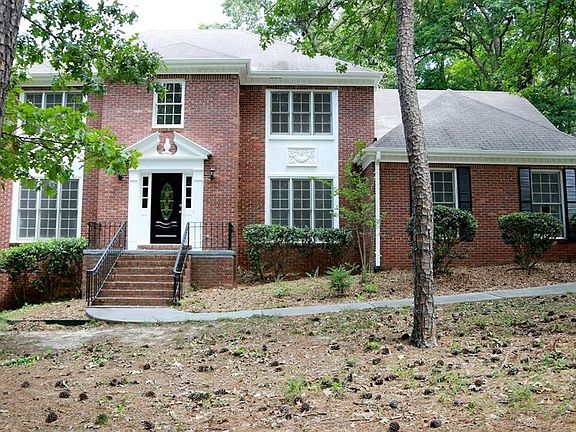 2nd image of 2080 Rockdale Cir #1