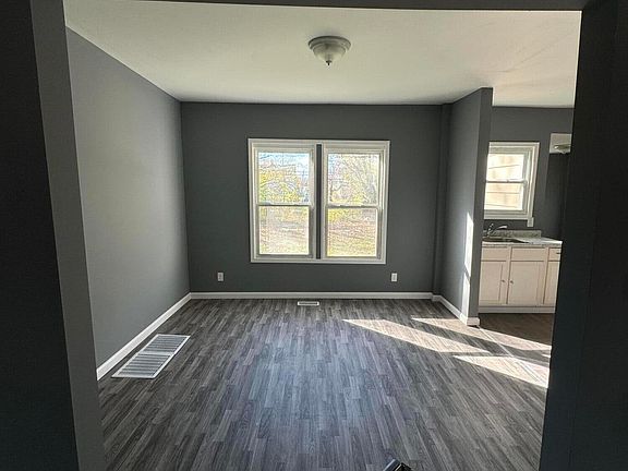5th image of 5093 Belvidere St