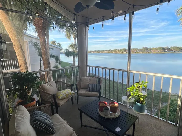 2761 Citrus Lake Dr APT H204, Naples, FL 34109