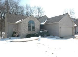 2226 Wildwood Trl, Saline, MI