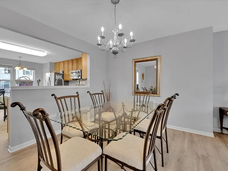 404 Belvedere Ln — Photo 6