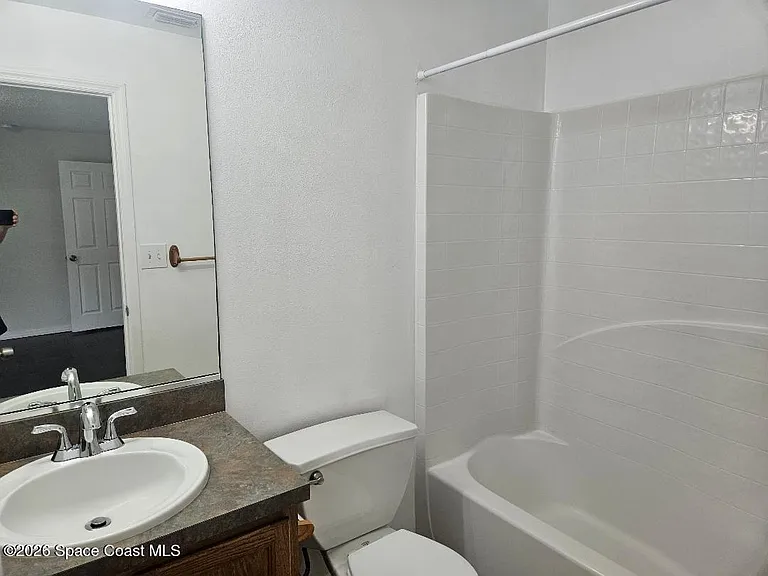 842 Aruba Ave SE — Photo 8