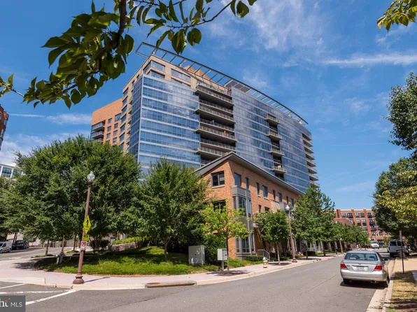 2001 15th St N APT 616, Arlington, VA 22201
