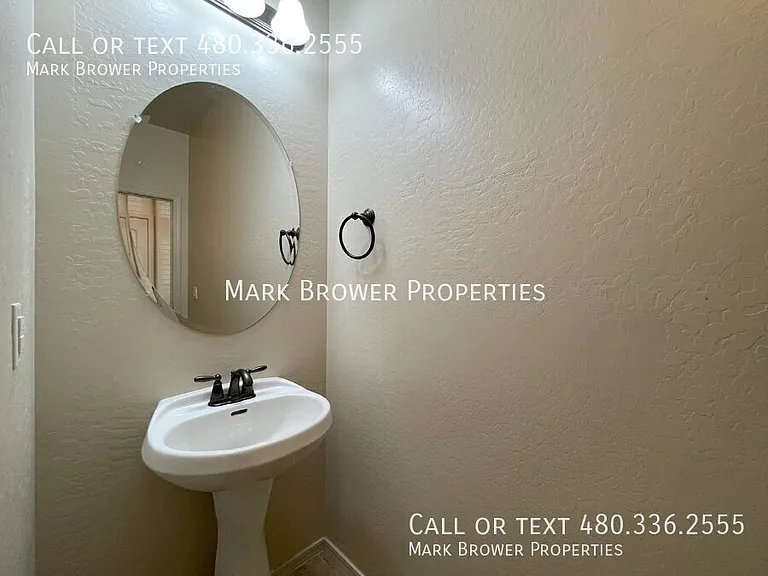 4729 E Waterman St #102 — Photo 8