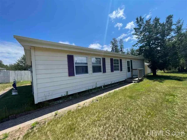 116 Constellation St, Gwinn, MI 49841