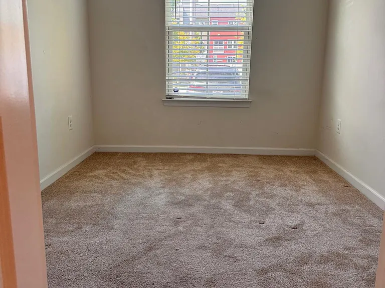 624 Ravenwood Dr — Photo 24