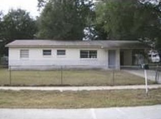 850 W Chelsea St, Deland, FL 32720
