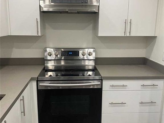 5th image of 46 Tewsley Pl